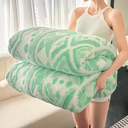 Fleece blankets – GeoWeave – Jacquard quilts – Fabric blankets