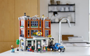 LEGO Creator Expert Corner Garage (10264) - RESELL