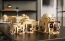 LEGO Mos Eisley Cantina (75290) - RESELL