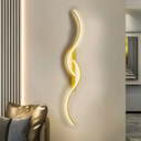 Moderne Gebogen LED Wandlamp voor Sfeervolle Binnenverlichting in Huis