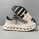 On Running Cloudtilt Clove Sand