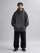 Man draagt heren Oversized Hoodie met Hoge Kraag, Fleece, vooraanzicht