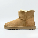 UGG Dames Mini Bailey Button Enkellaarzen Bruin, foto 2